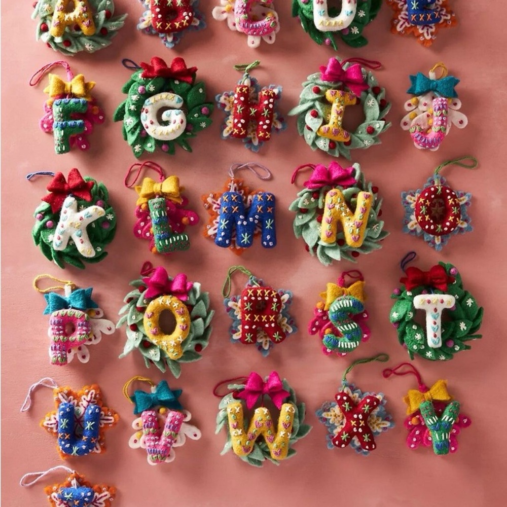 Anthropologie Deck The Halls felt Christmas ornament. Letter “I”